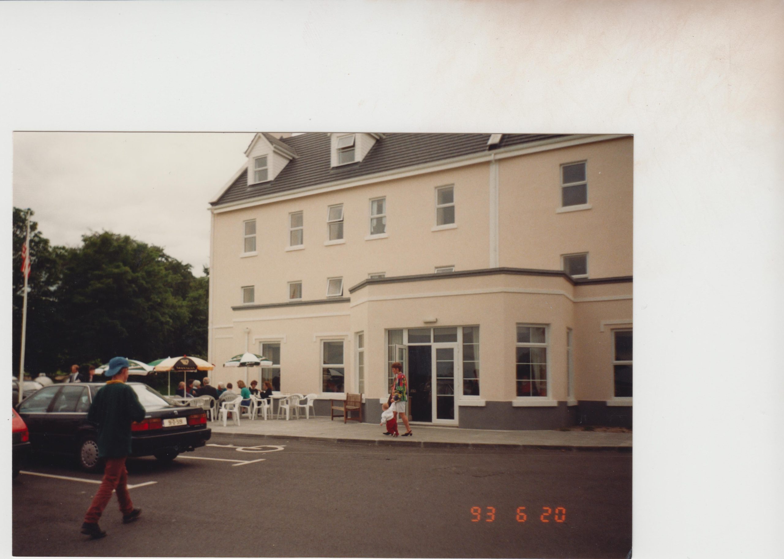 achive image of hodson bay hotel